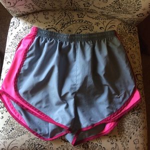 Nike women's running shorts. Size M. Exc condition